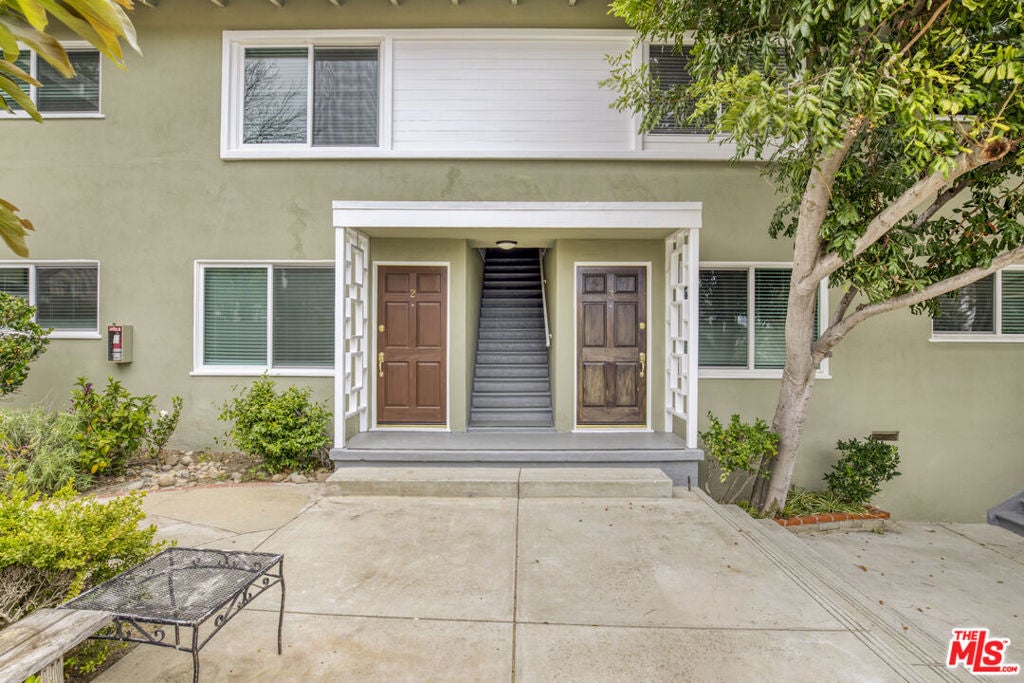16144 W Sunset Boulevard 4