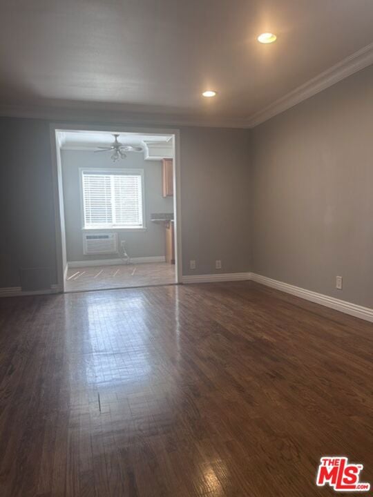16144 W Sunset Boulevard 4