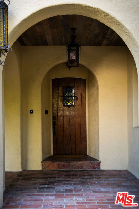 2017 El Cerrito Place