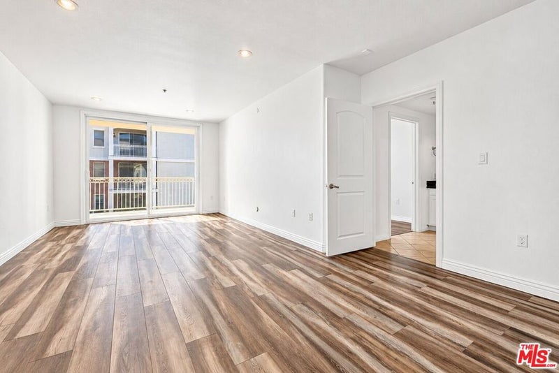 3740 Santa Rosalia Drive 326