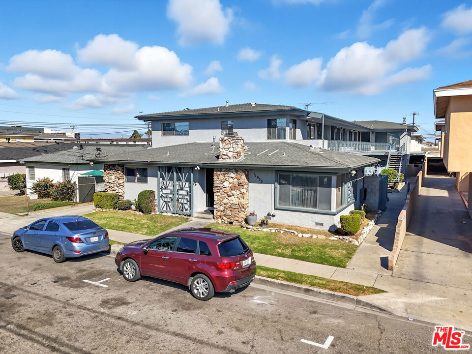 11922 Manor Drive