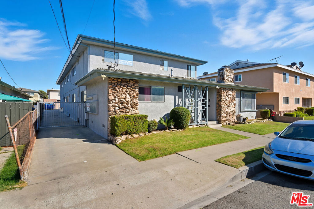11922 Manor Drive