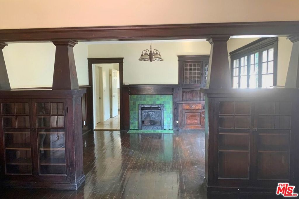 1228 S Catalina Street