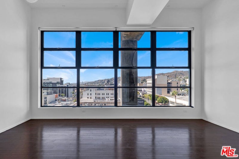 1645 Vine Street 711