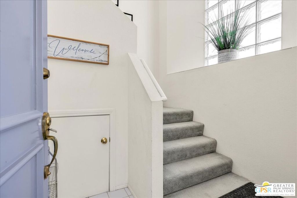 401 S El Cielo Road 154