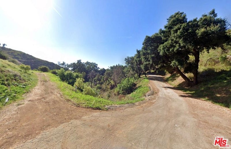 4100 VISTA Place