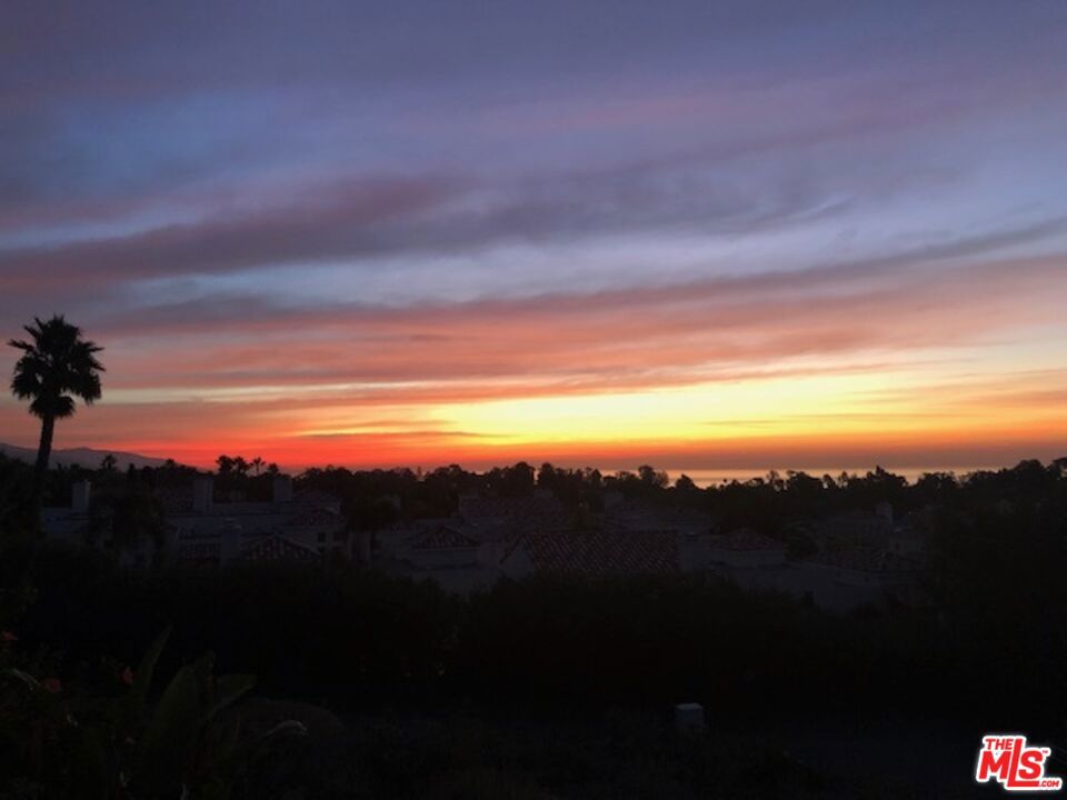 28711 Pacific Coast Highway 6