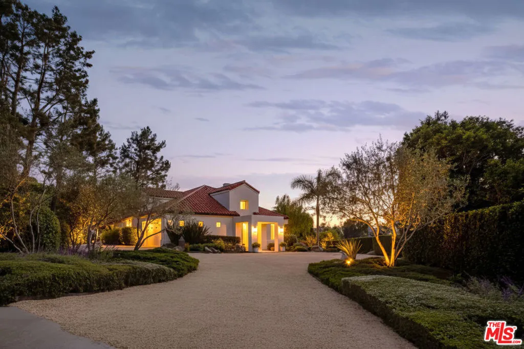 Santa Barbara, California 93108, United States, 3 Bedrooms Bedrooms, ,3 BathroomsBathrooms,Residential,Active,222674