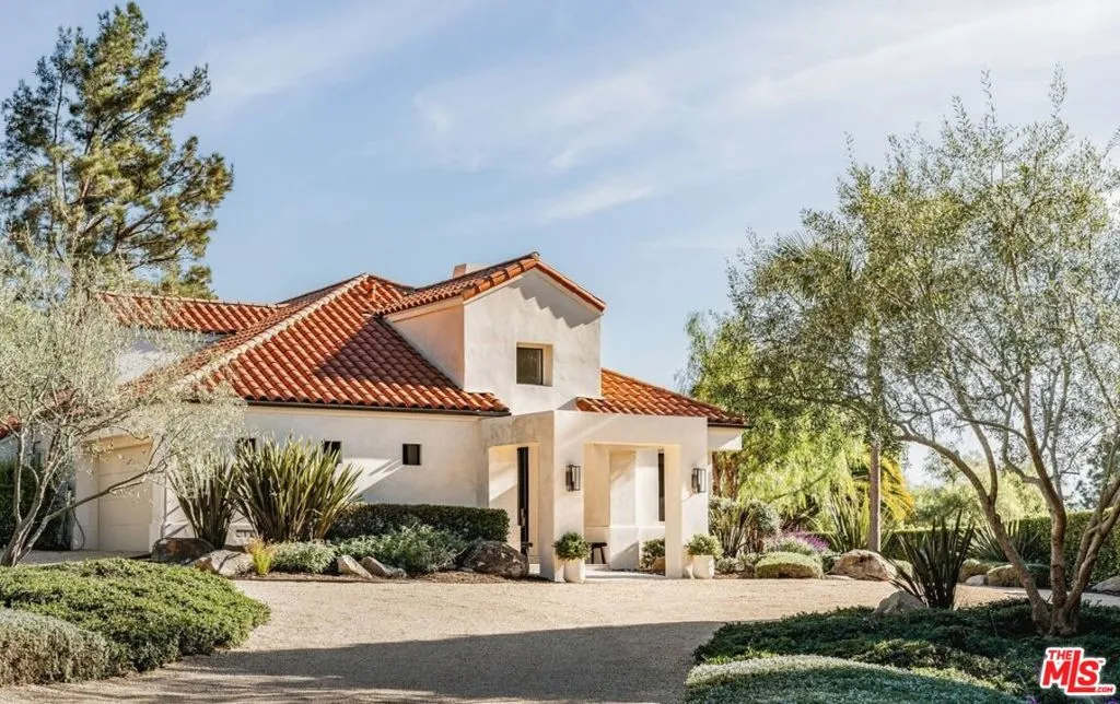 Santa Barbara, California 93108, United States, 3 Bedrooms Bedrooms, ,3 BathroomsBathrooms,Residential,Active,222674