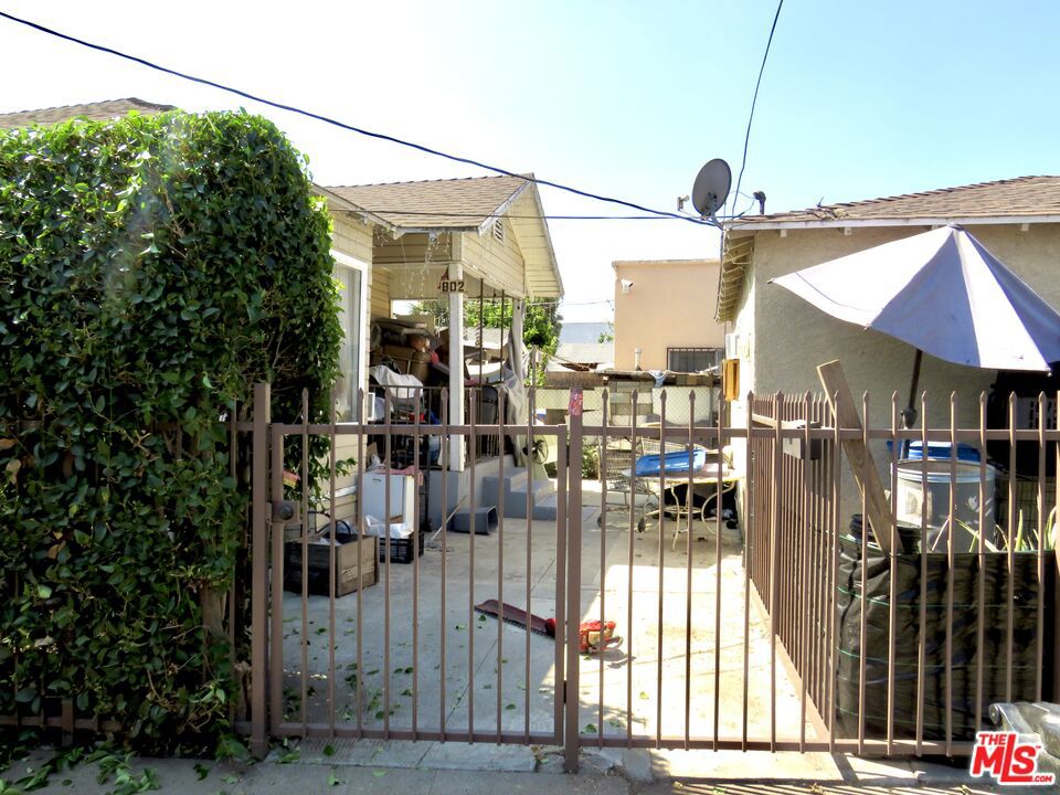 4002 Paloma Street