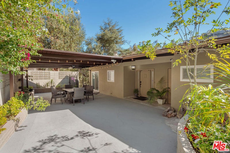 2458 Zorada Drive