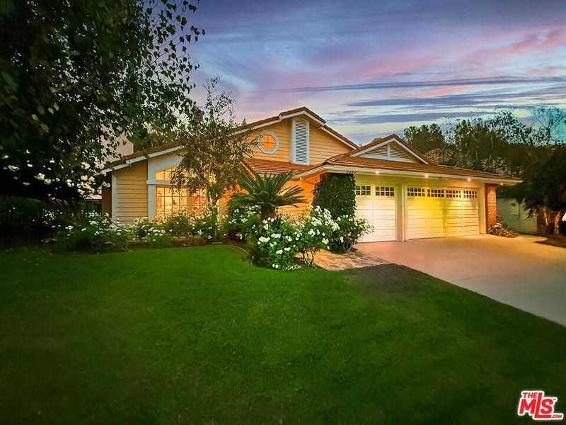 2663 Country Lane
