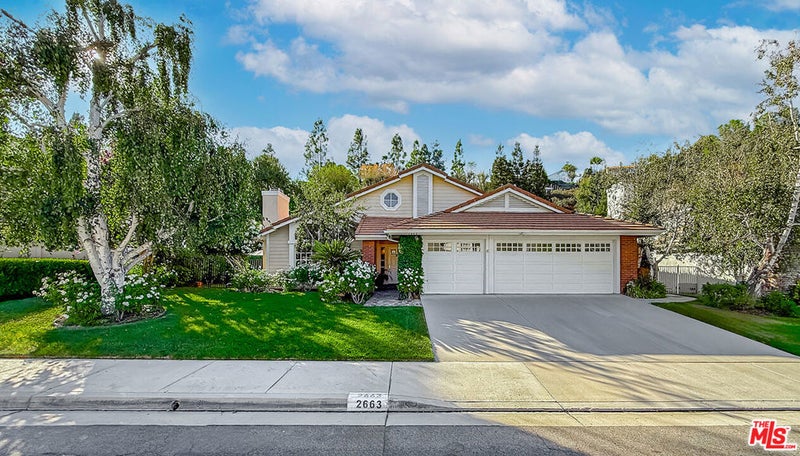 2663 Country Lane