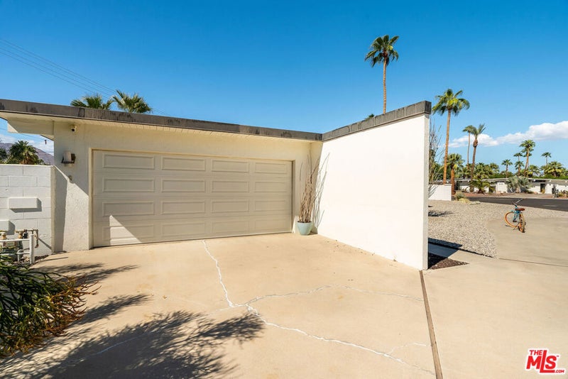 275 N Michelle Road