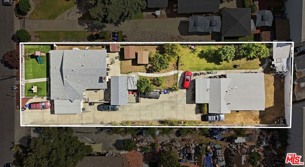 2228 Park Rose Avenue