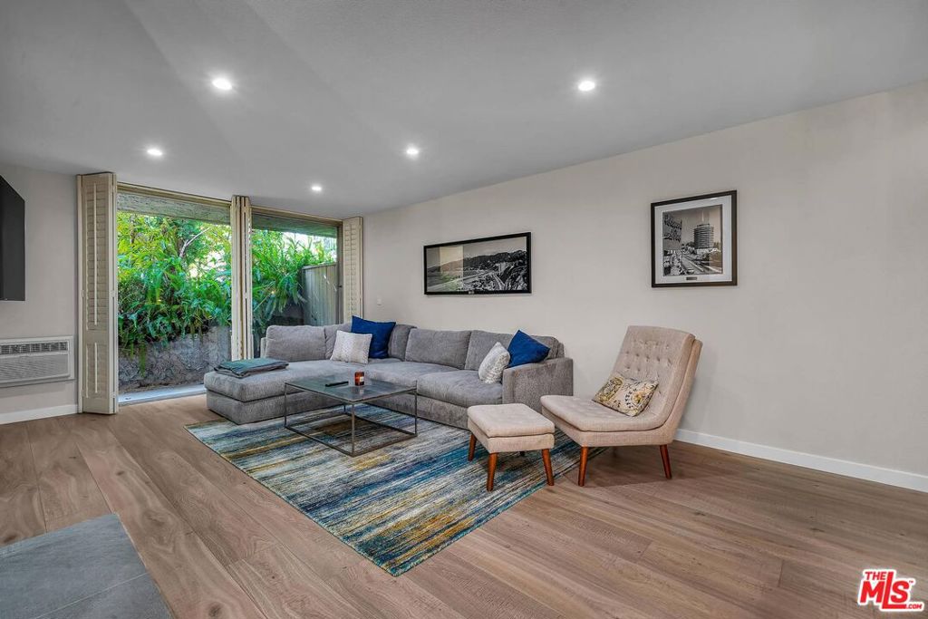 11645 Montana Avenue 107