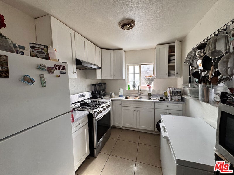 214 N Alvarado Street 2