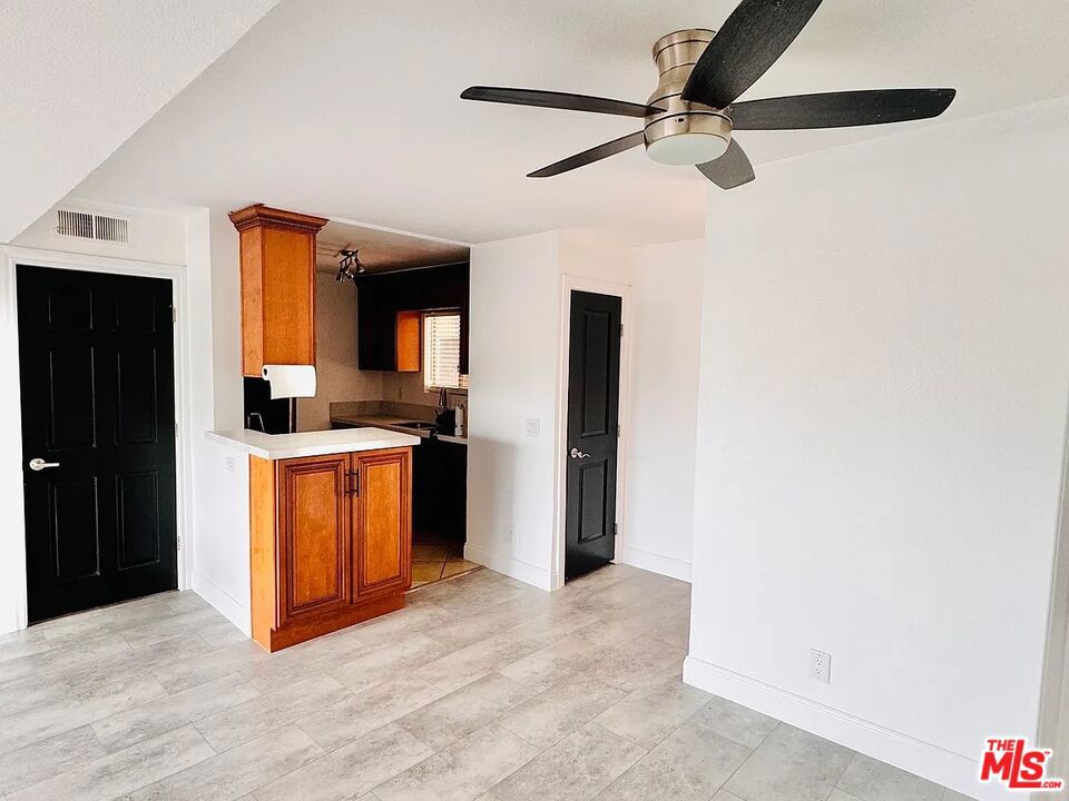 2507 E 15th Street 104