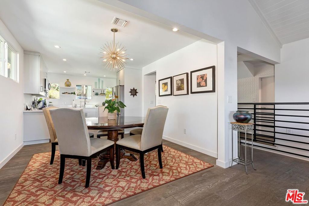 1757 Hollyvista Avenue