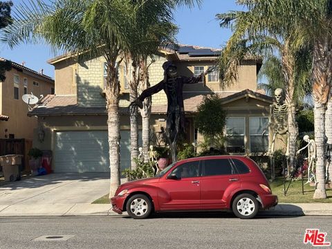 10300 Sharktooth Peak Drive Bakersfield CA 93311