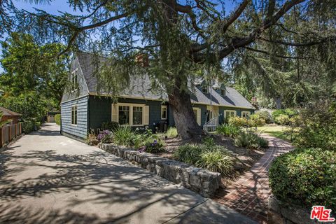 2555 N Altadena Drive Altadena CA 91001