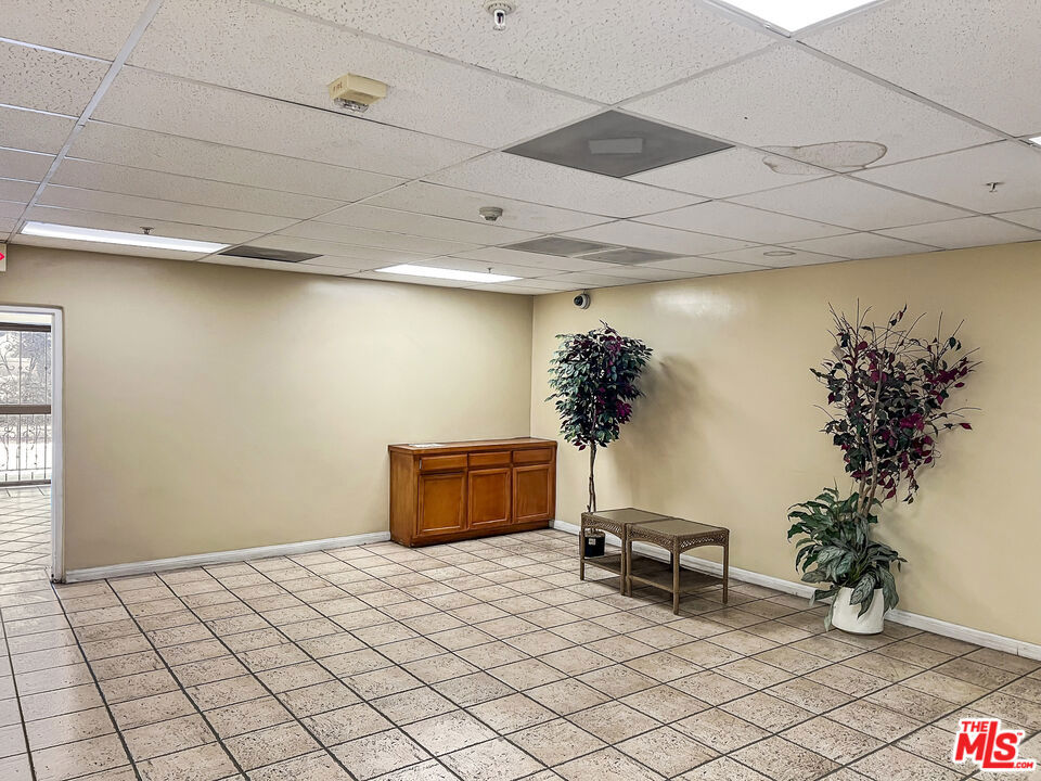 12375 Osborne Place 13