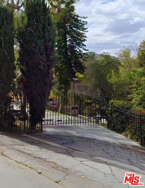 2631 S Buenos Aires Drive Covina CA 91724