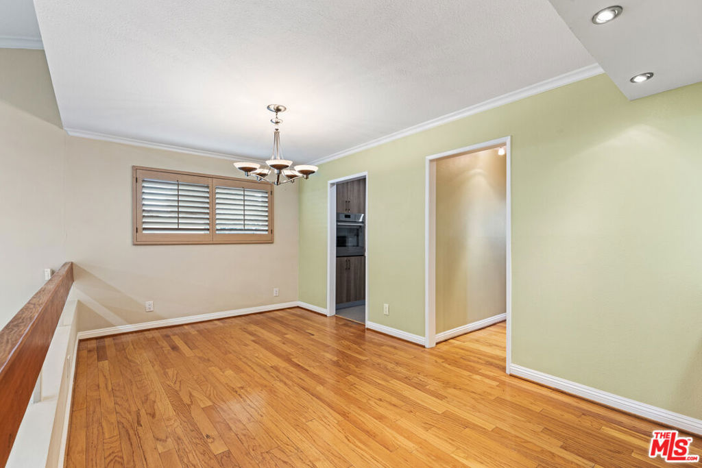 15137 Magnolia Boulevard A