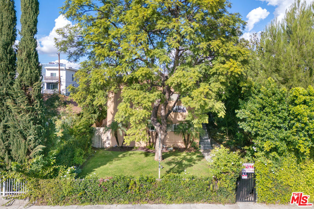 11447 Tiara Street 1