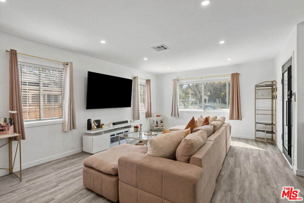 19007 Vanowen Street