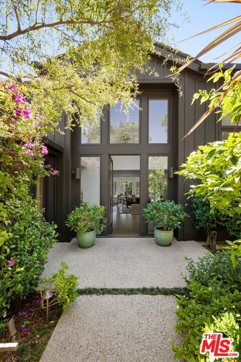13574 D'Este Drive
