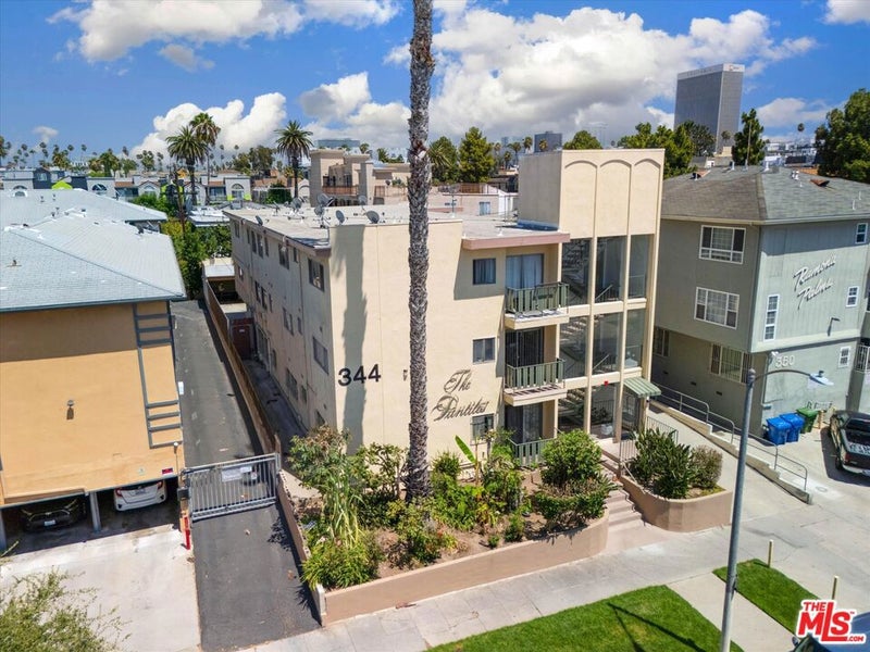 344 S Hobart Boulevard