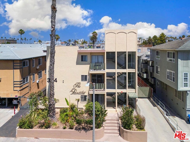 344 S Hobart Boulevard