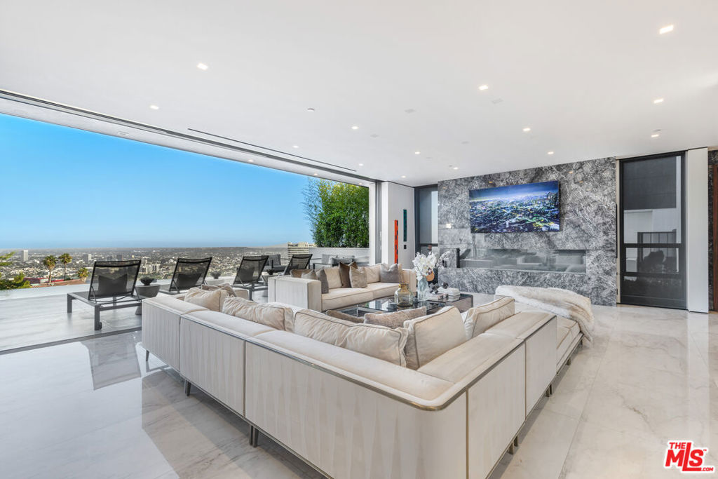 9410 Sierra Mar Place