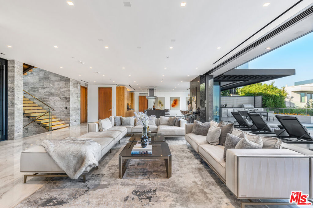 9410 Sierra Mar Place