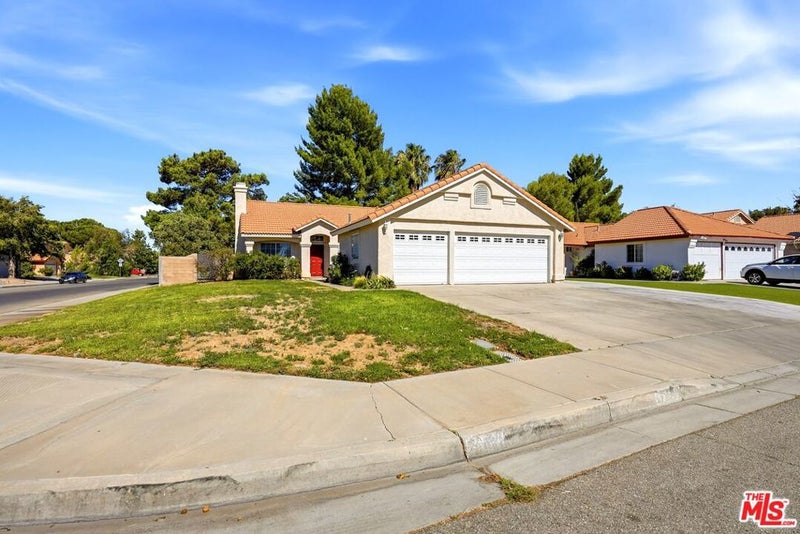 42954 Fanchon Avenue