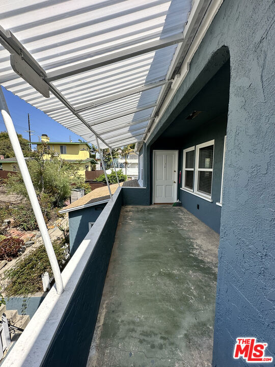 2712 Pacific Avenue