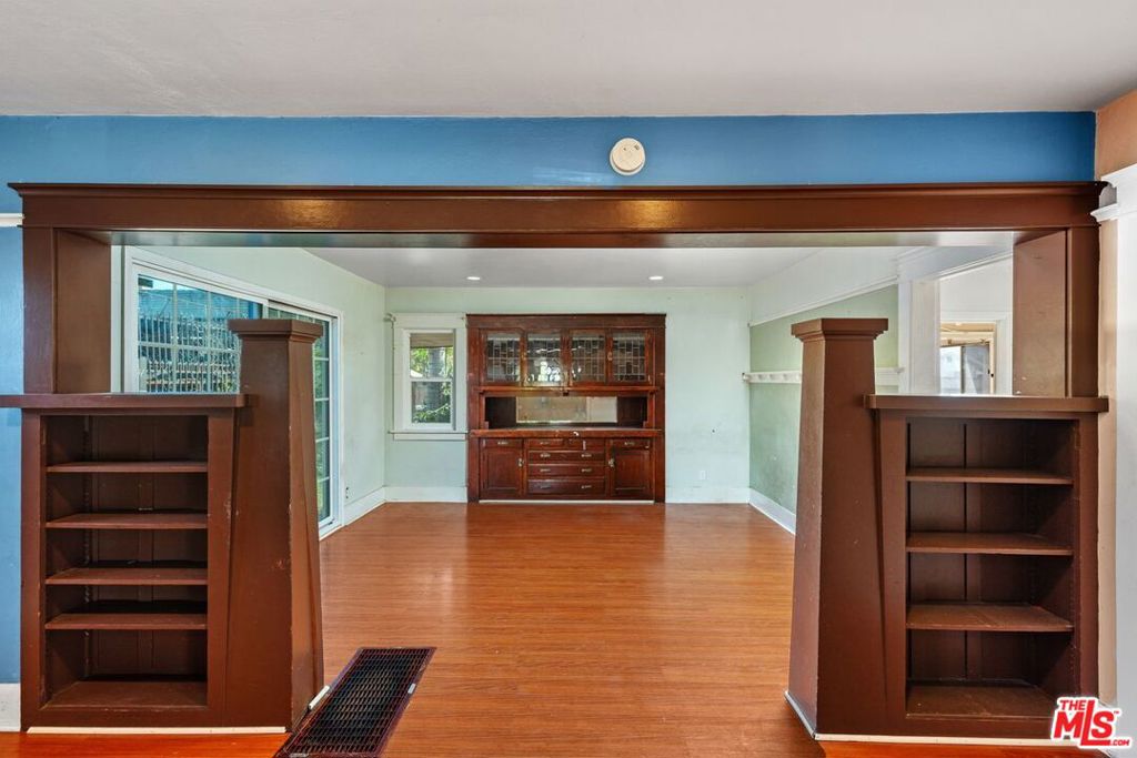 4812 Arlington Avenue