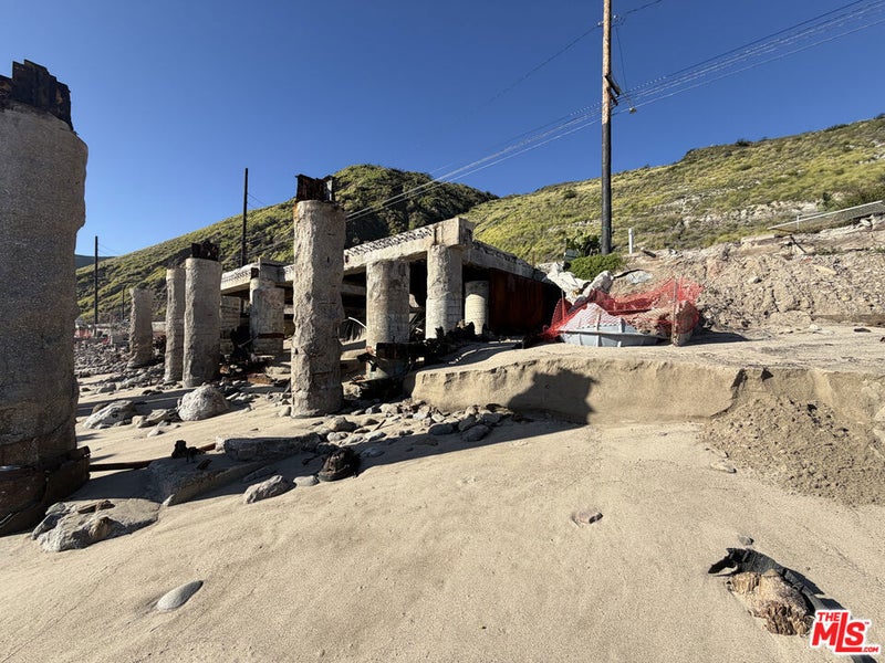 19216 Pacific Coast Highway