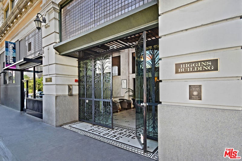108 W 2nd Street 806