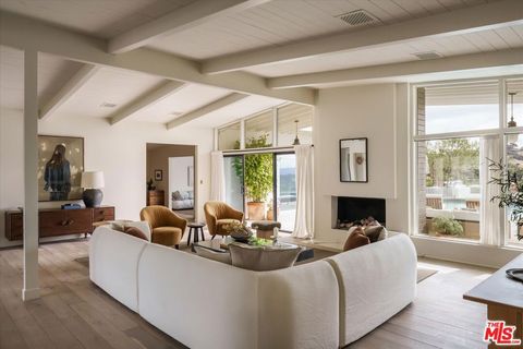 Photo of 3627 Cody Road, Sherman Oaks, CA 91403 (MLS # 26832425)