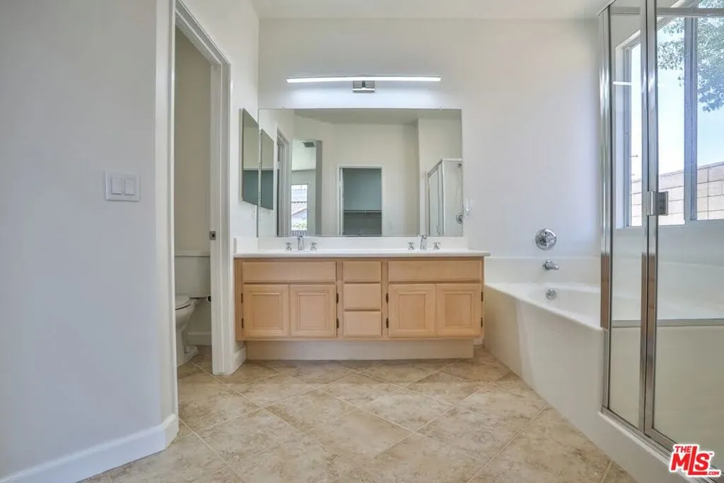 Garden Grove, California 92840, United States, 3 Bedrooms Bedrooms, ,2 BathroomsBathrooms,Residential,Active,167140