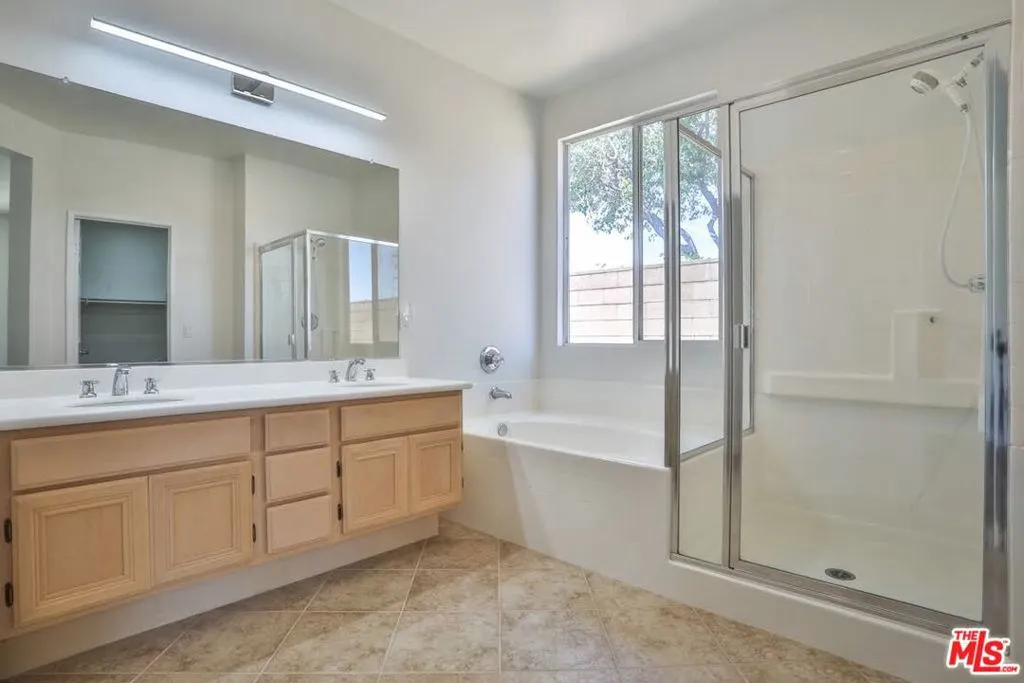 Garden Grove, California 92840, United States, 3 Bedrooms Bedrooms, ,2 BathroomsBathrooms,Residential,Active,167140