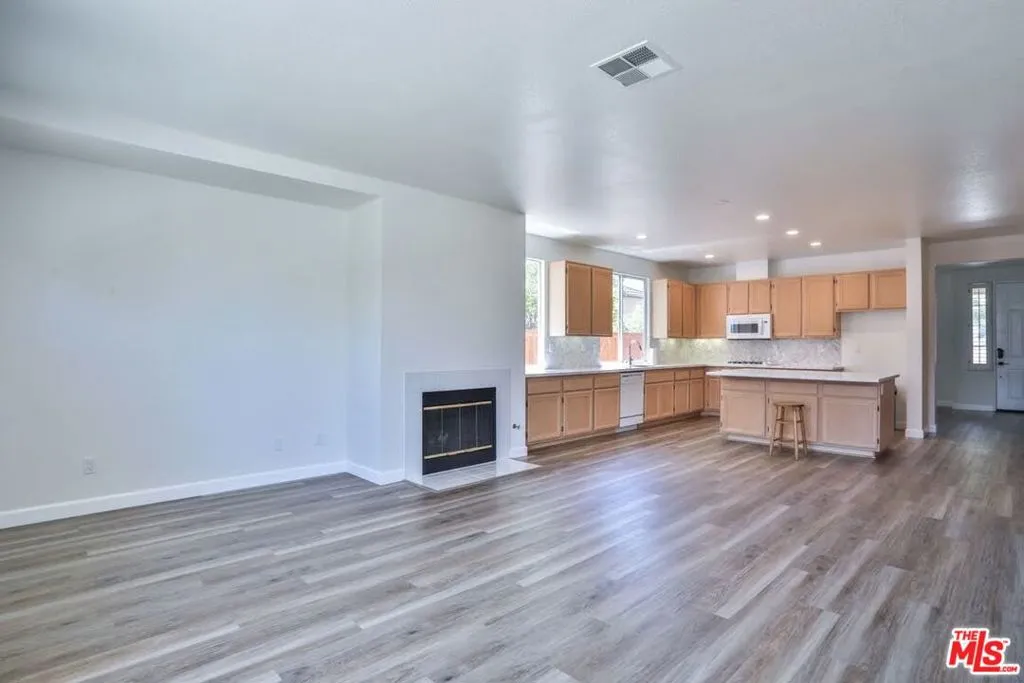 Garden Grove, California 92840, United States, 3 Bedrooms Bedrooms, ,2 BathroomsBathrooms,Residential,Active,167140