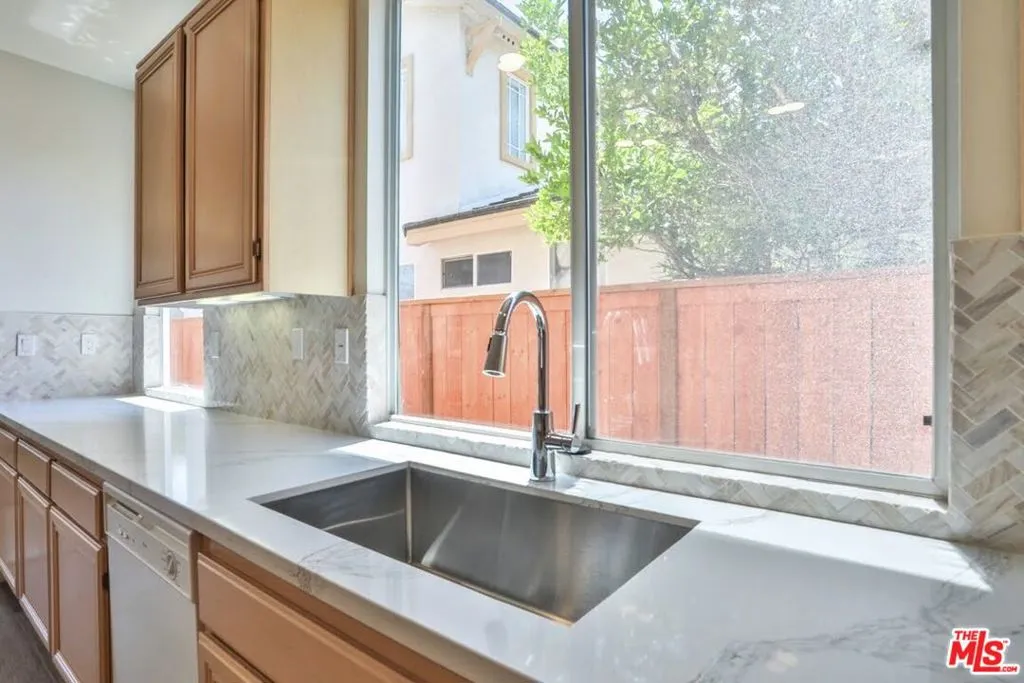 Garden Grove, California 92840, United States, 3 Bedrooms Bedrooms, ,2 BathroomsBathrooms,Residential,Active,167140