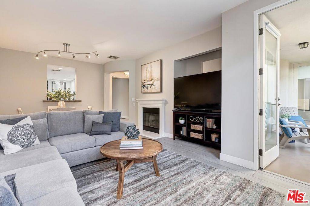 5625 Crescent Parkway 208