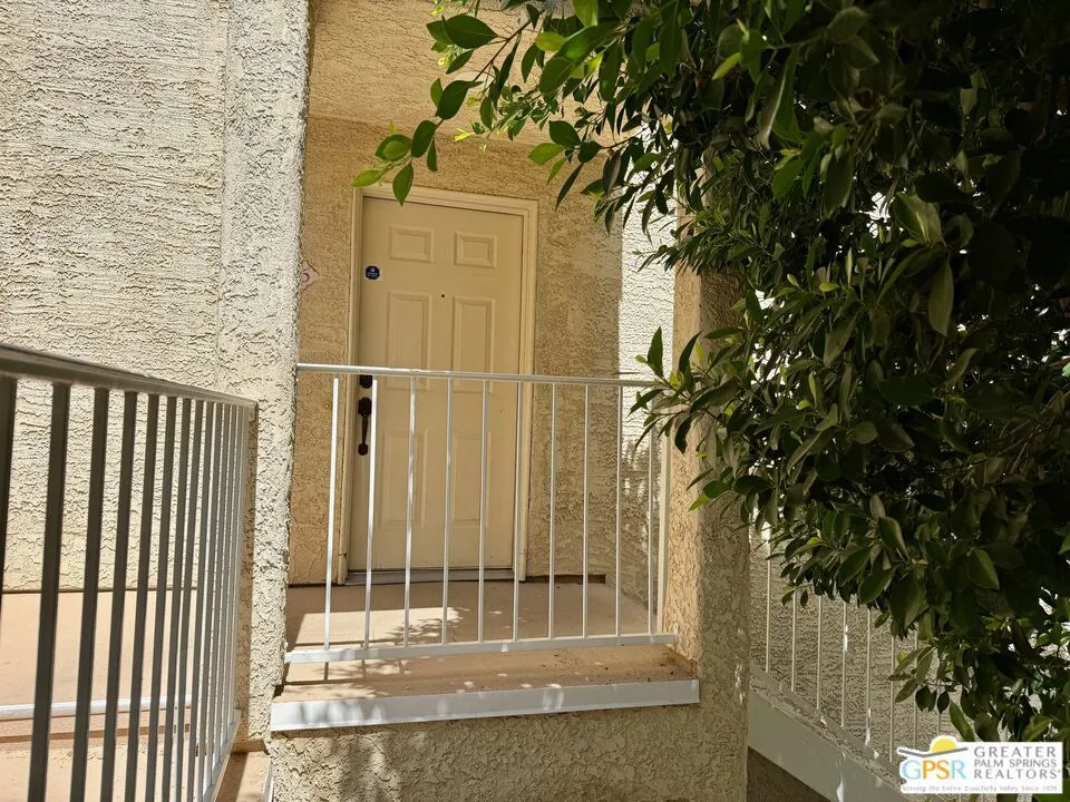 Palm Springs, California 92264, United States, 2 Bedrooms Bedrooms, ,2 BathroomsBathrooms,Residential,Pending,147155