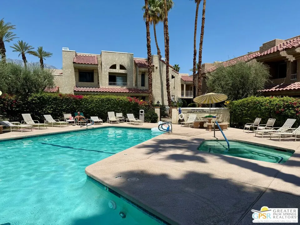 Palm Springs, California 92264, United States, 2 Bedrooms Bedrooms, ,2 BathroomsBathrooms,Residential,Pending,147155