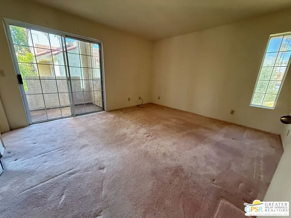 Palm Springs, California 92264, United States, 2 Bedrooms Bedrooms, ,2 BathroomsBathrooms,Residential,Pending,147155