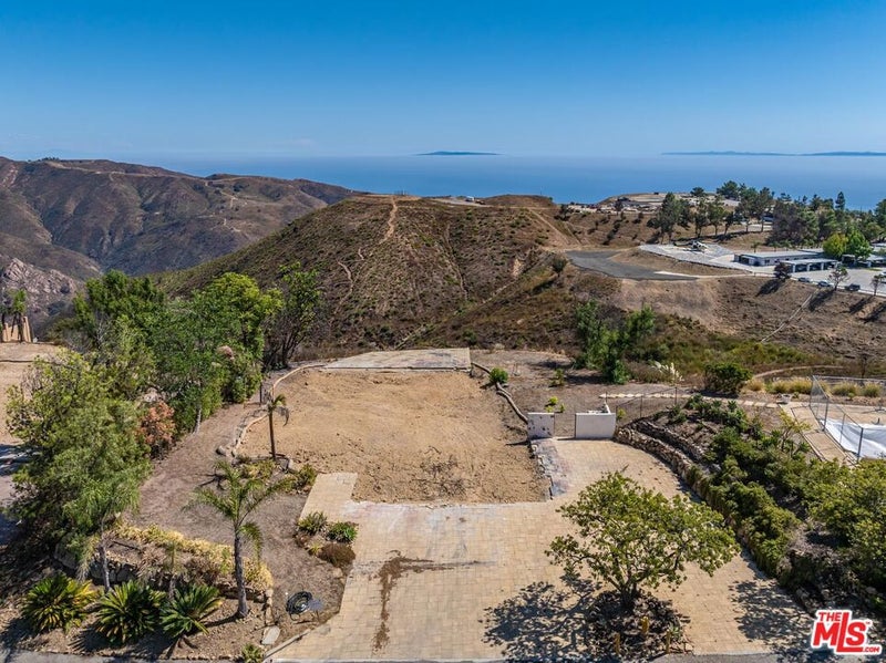 23224 W Paloma Blanca Drive